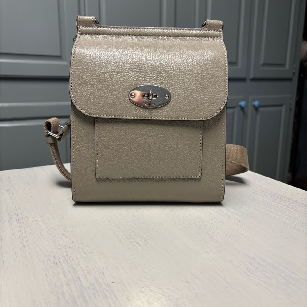 Mulberry small Antony Taupe Leather